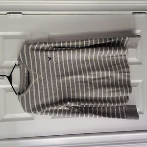 American Eagle thermal shirt